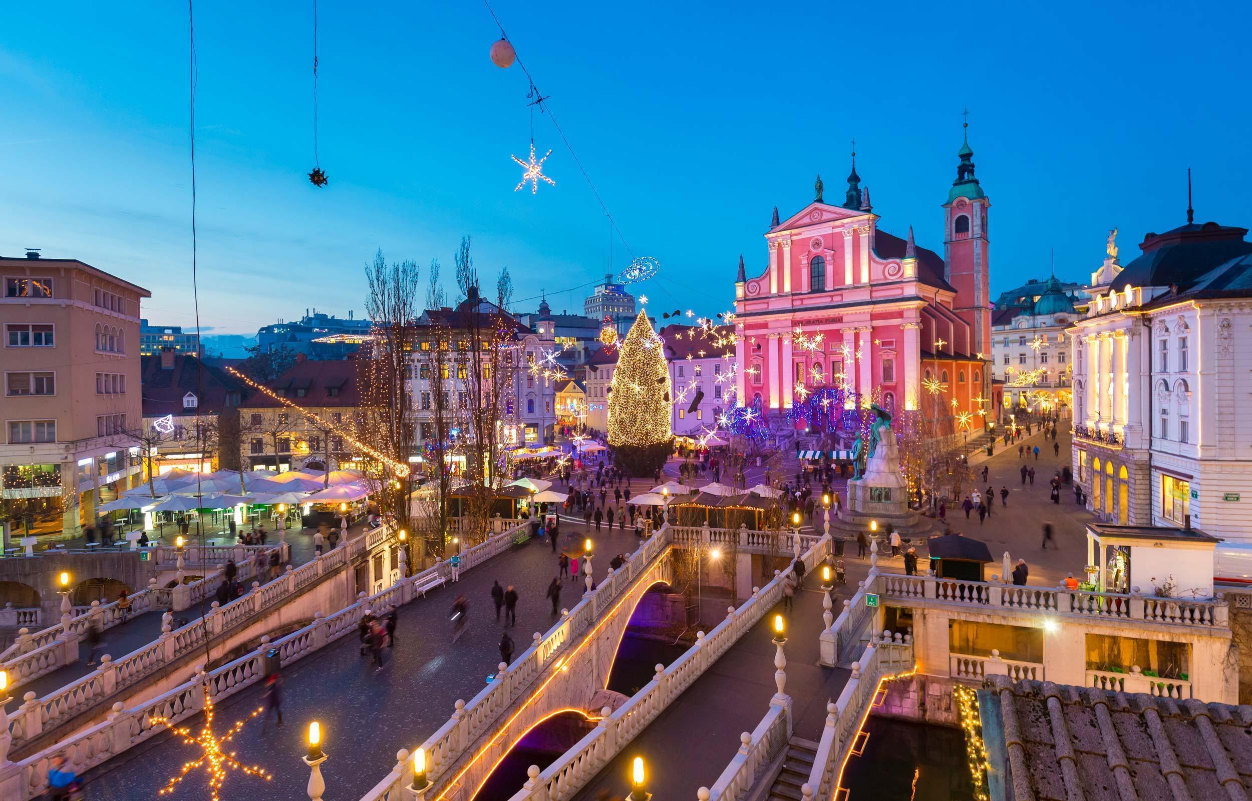 Mercatini di Natale a Lubiana e Grotte di Postumia - Caldana Europe Travel