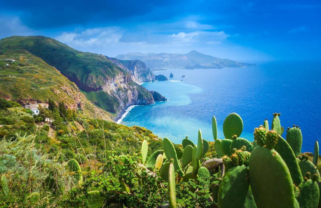 Tour delle Isole Eolie in libertà