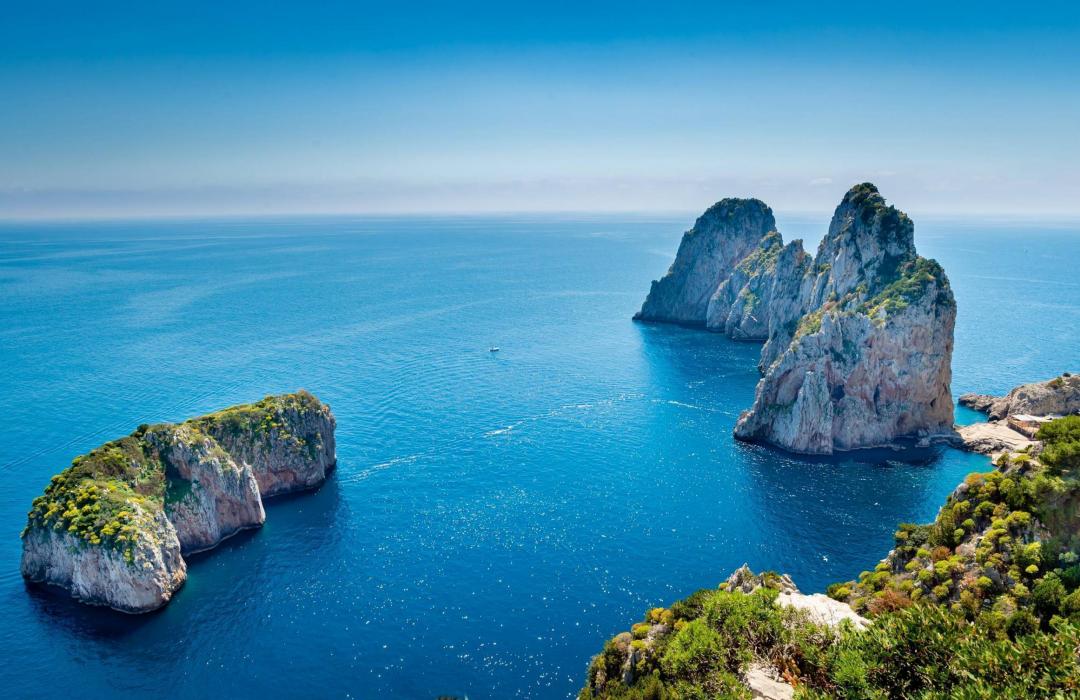 Nel Paese del Sole: Napoli, Reggia di Caserta, Pompei, Capri, Costiera Amalfitana Nel Paese del Sole: Napoli, Reggia di Caserta, Pompei, Capri, Costiera Amalfitana