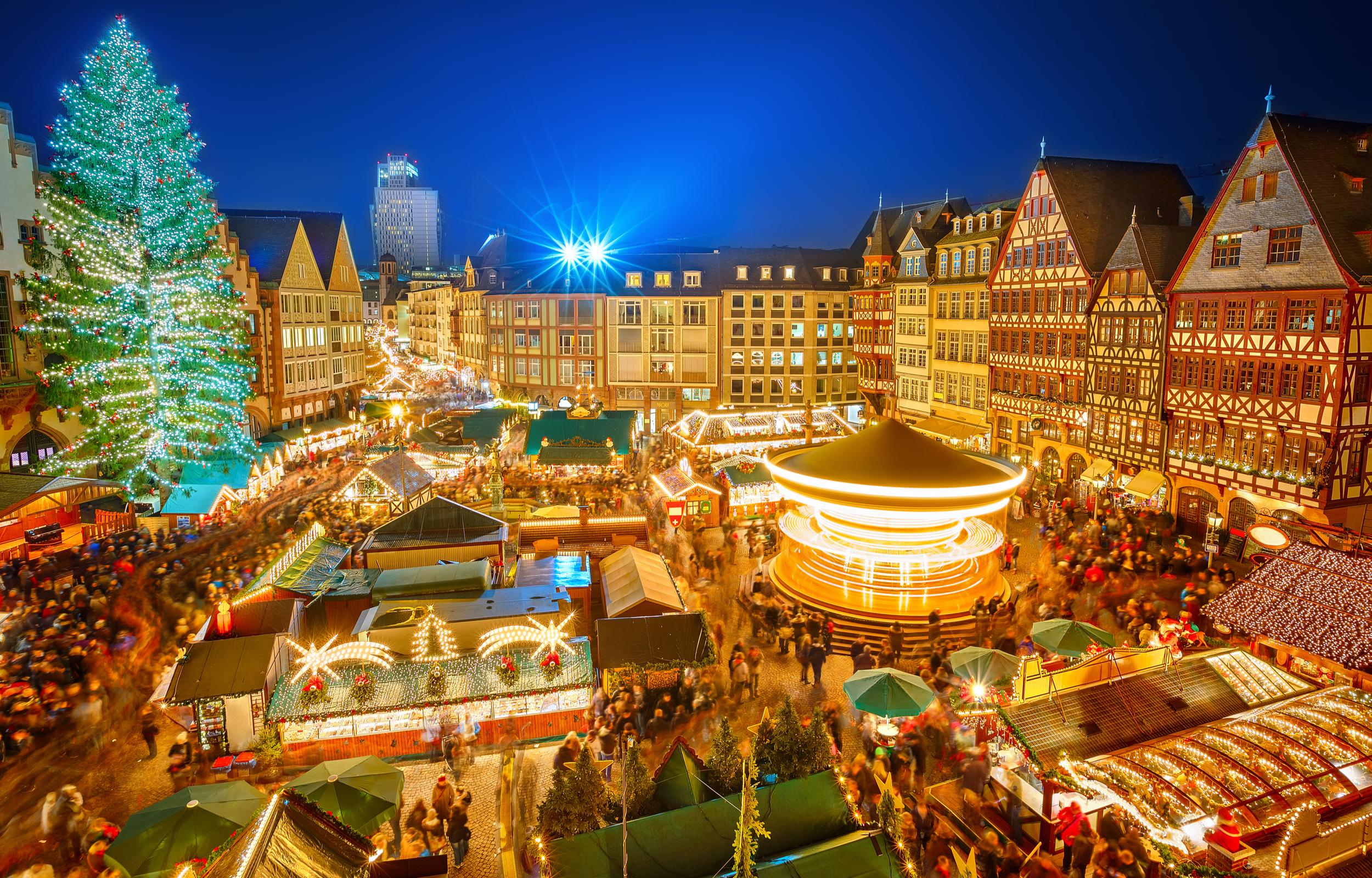 Mercatini Di Natale Più Belli Del Mondo Luci e magia: i mercatini di Natale più belli d'Europa