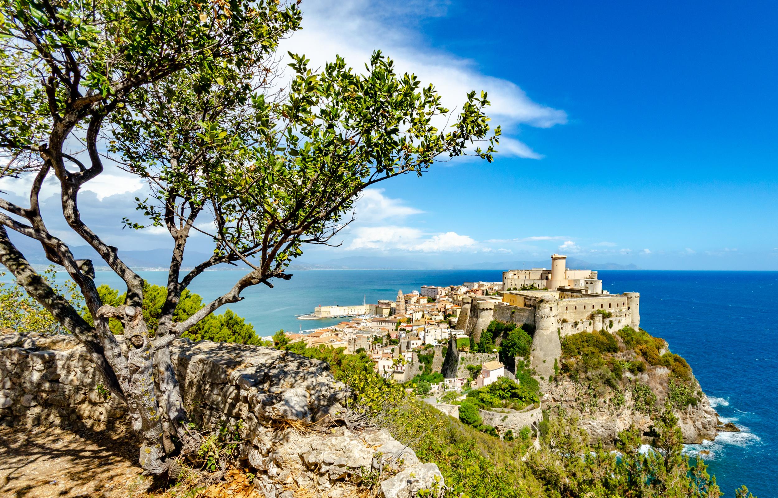 Viaggio Nella Riviera Di Ulisse Cosa Vedere Tra Ponza E Gaeta