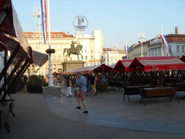 Città Bassa: piazza Bana Jelačića