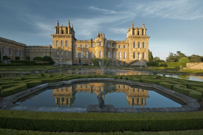 Blenheim Palace water terrace