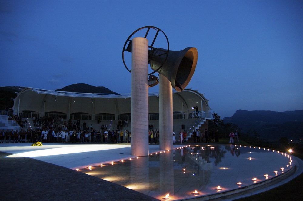 Campana dei Caduti, Rovereto