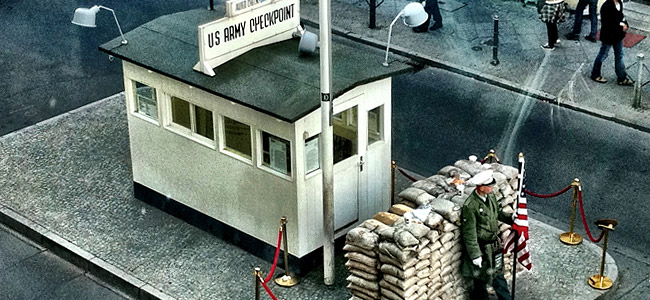  Passaggio al Check Point Charlie