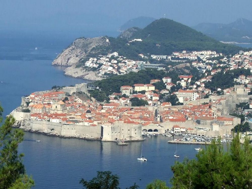 DUBROVNIK, panorama della città circondata dalle sue mura