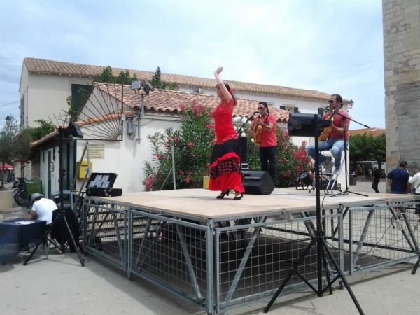 LES SAINT MARIES DE LA MER: SPETTACOLO DI FLAMENCO