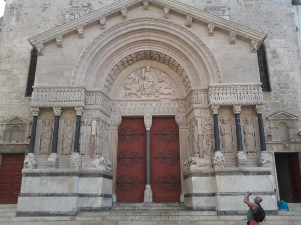 ARLES: CATTEDRALE DI SAINT TROPHIME