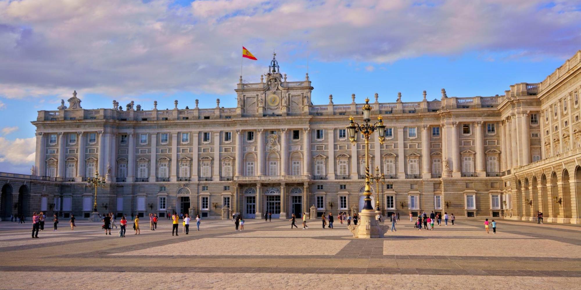madrid-palazzo-reale-facciata-esterna madrid-palazzo-reale-facciata-esterna