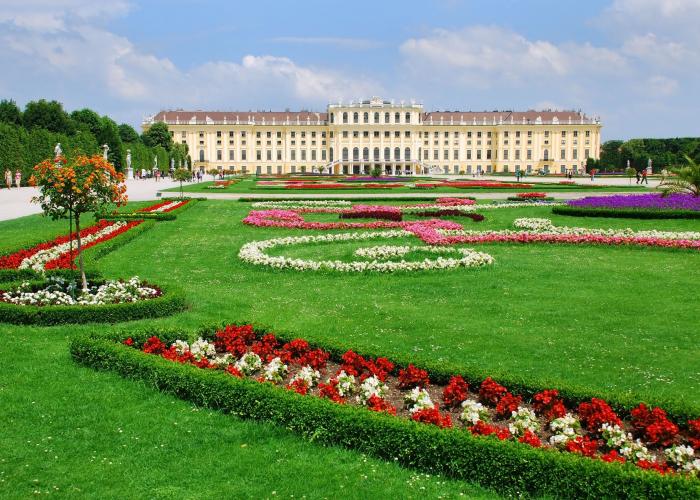 budapest o vienna  budapest o vienna