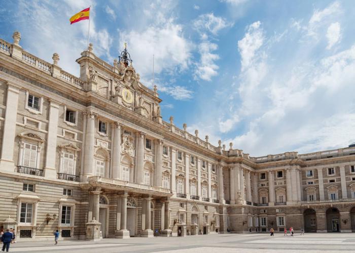 madrid-palazzo-reale-sfondo