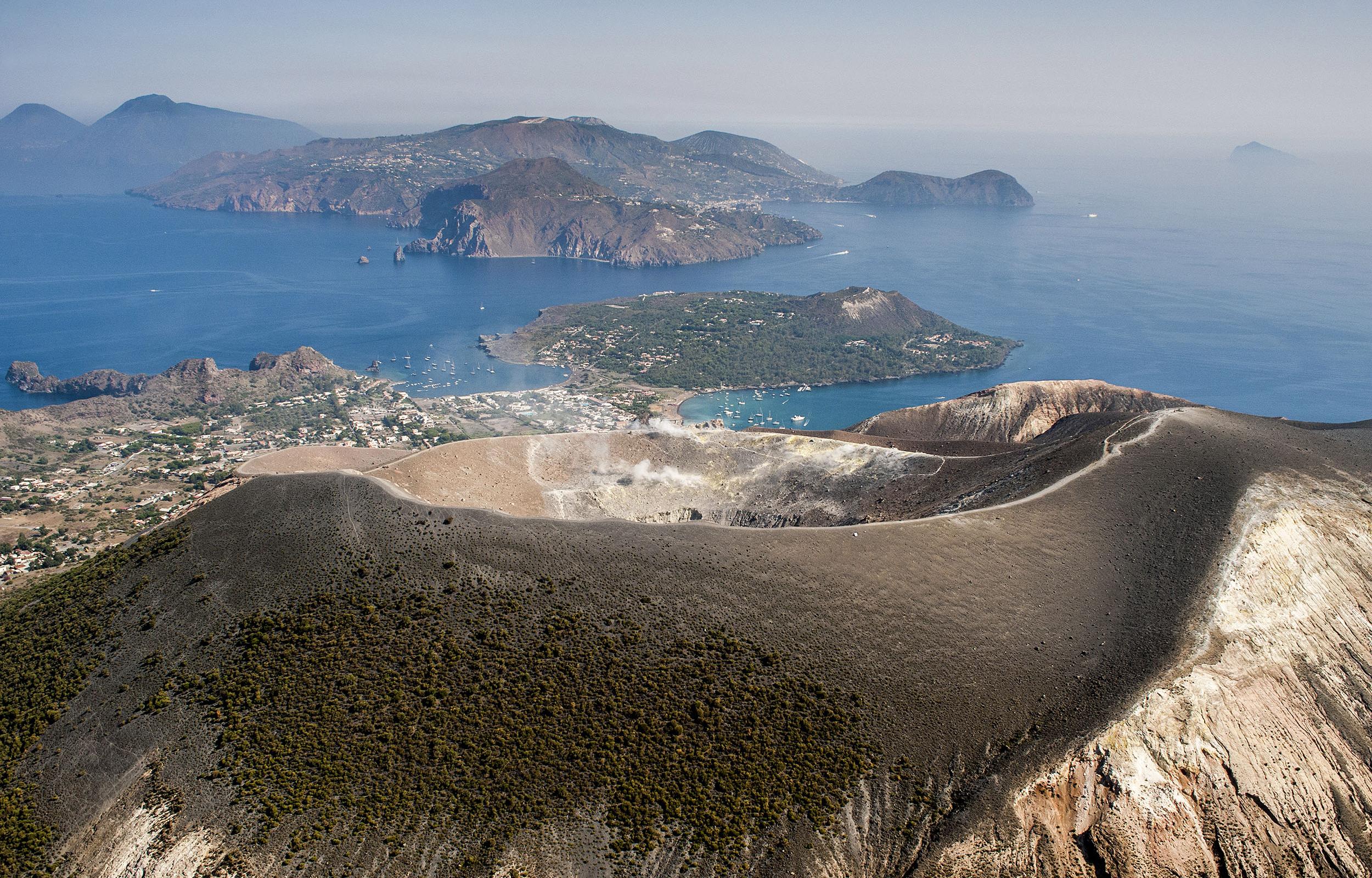 Vulcano Isole Eolie Vulcano isole Eolie Cosa Vedere Tra Il Cratere Vulcano Isole Eolie Vulcano isole Eolie Cosa Vedere Tra Il Cratere