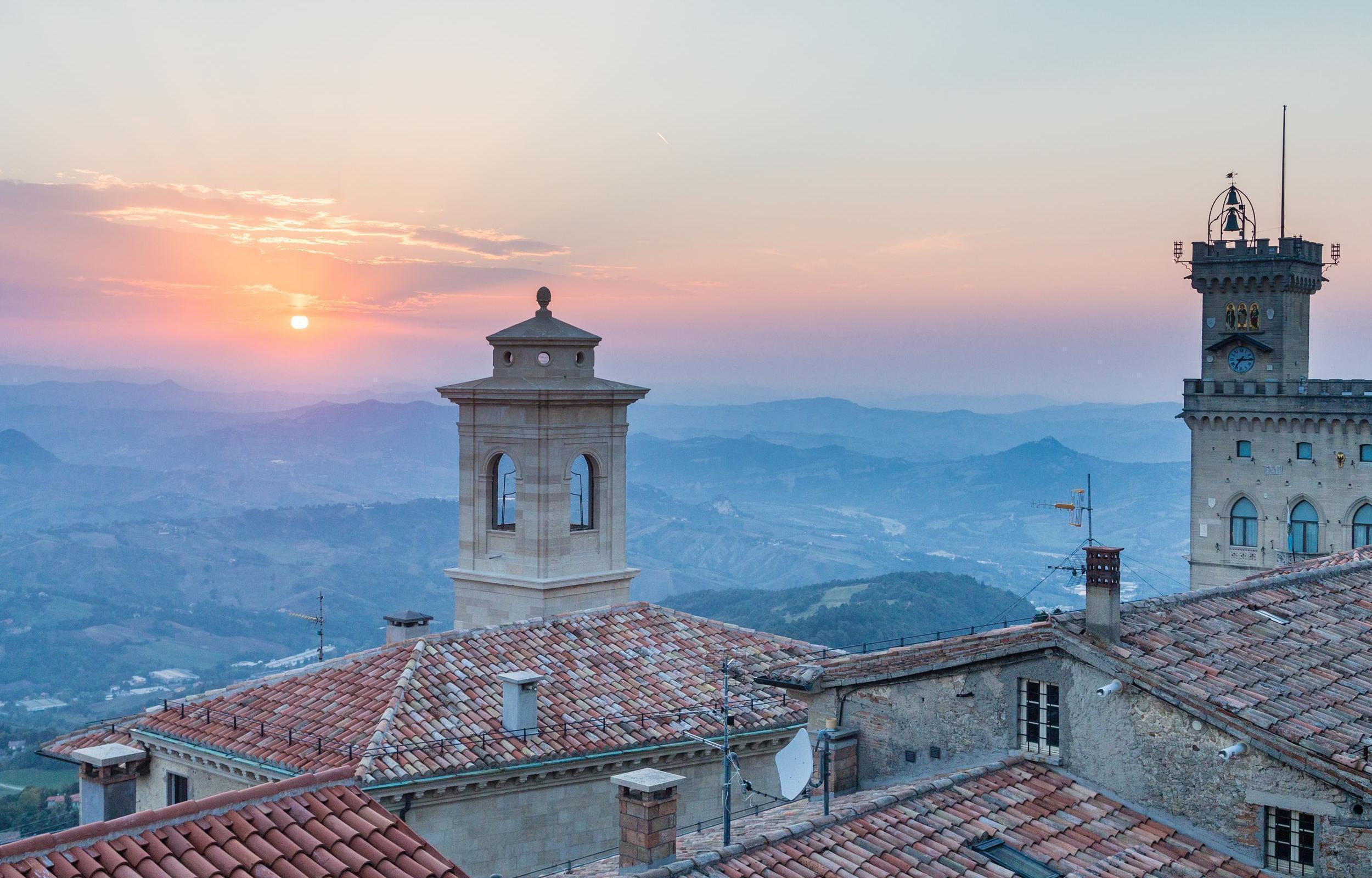 Mercatini di Natale a Gradara, Candelara, Urbino, Sant' Agata Feltria e San Marino Mercatini di Natale a Gradara, Candelara, Urbino, Sant' Agata Feltria e San Marino