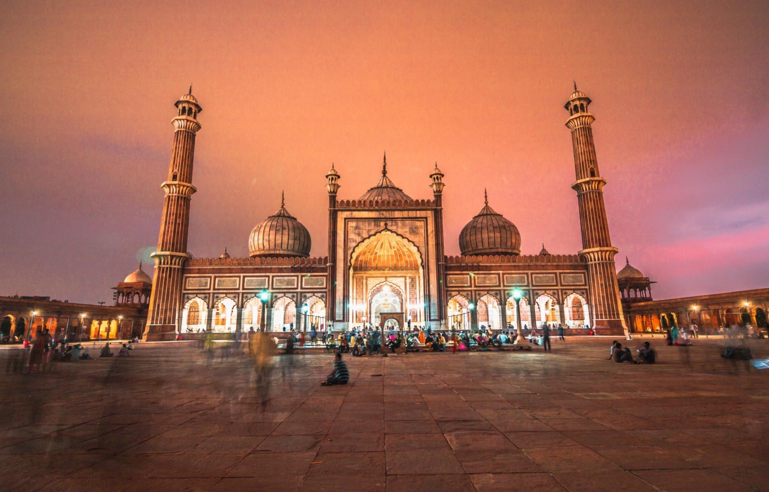 Alla Scoperta dell'India Alla Scoperta dell'India