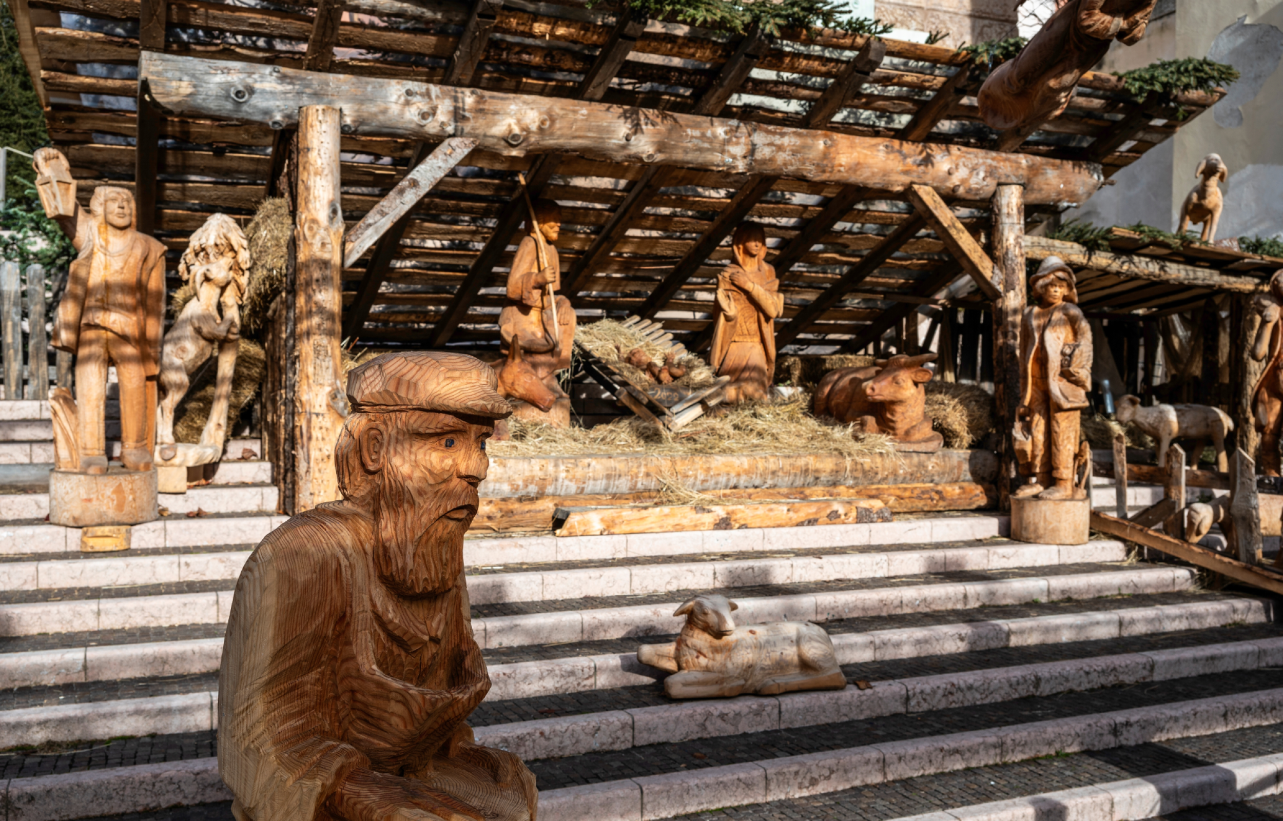 Atmosfere natalizie in Trentino: Trento, Castel Thun, Pergine, Levico e Rovereto