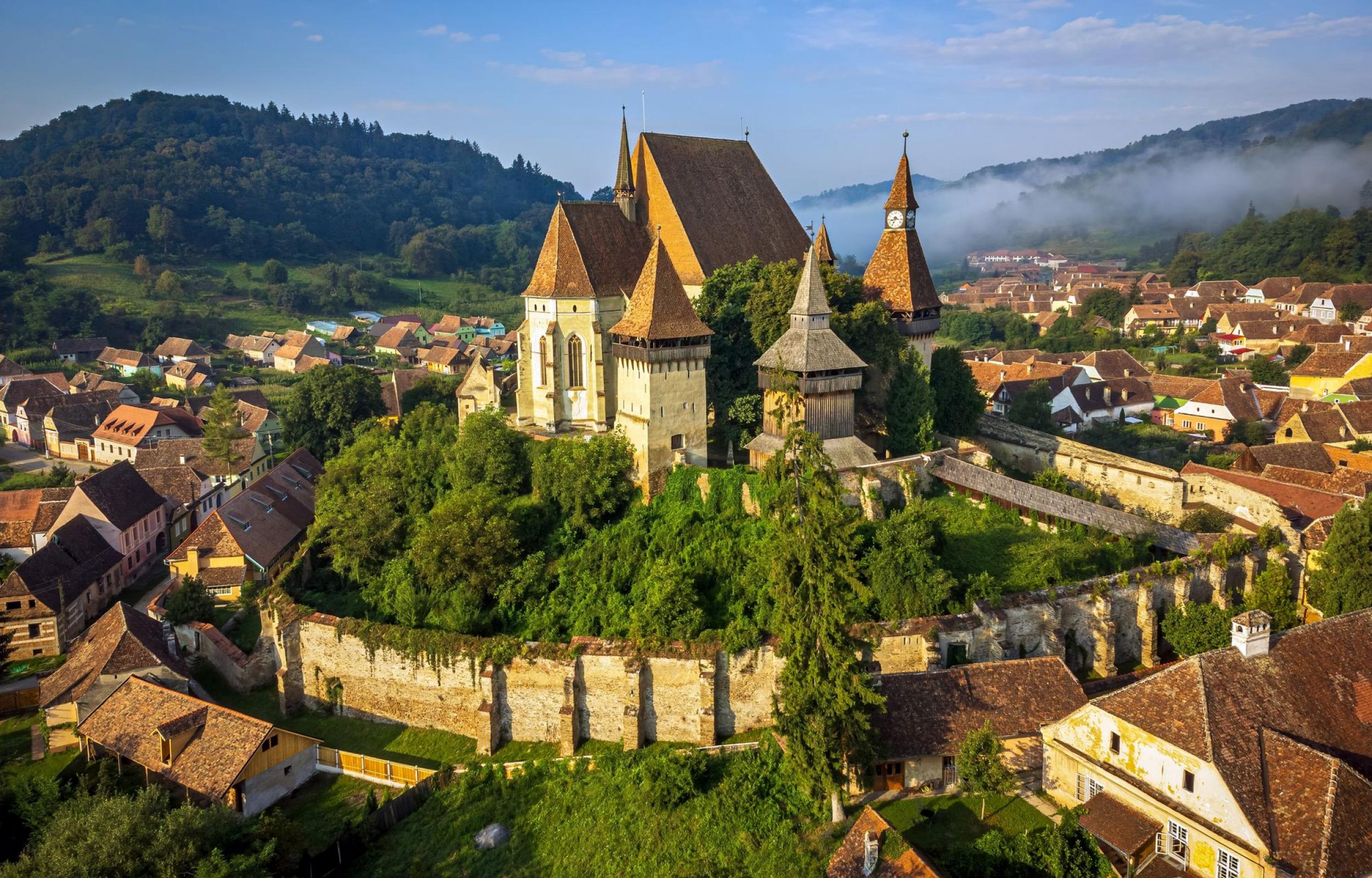 Castelli di Transilvania e Monasteri della Bucovina