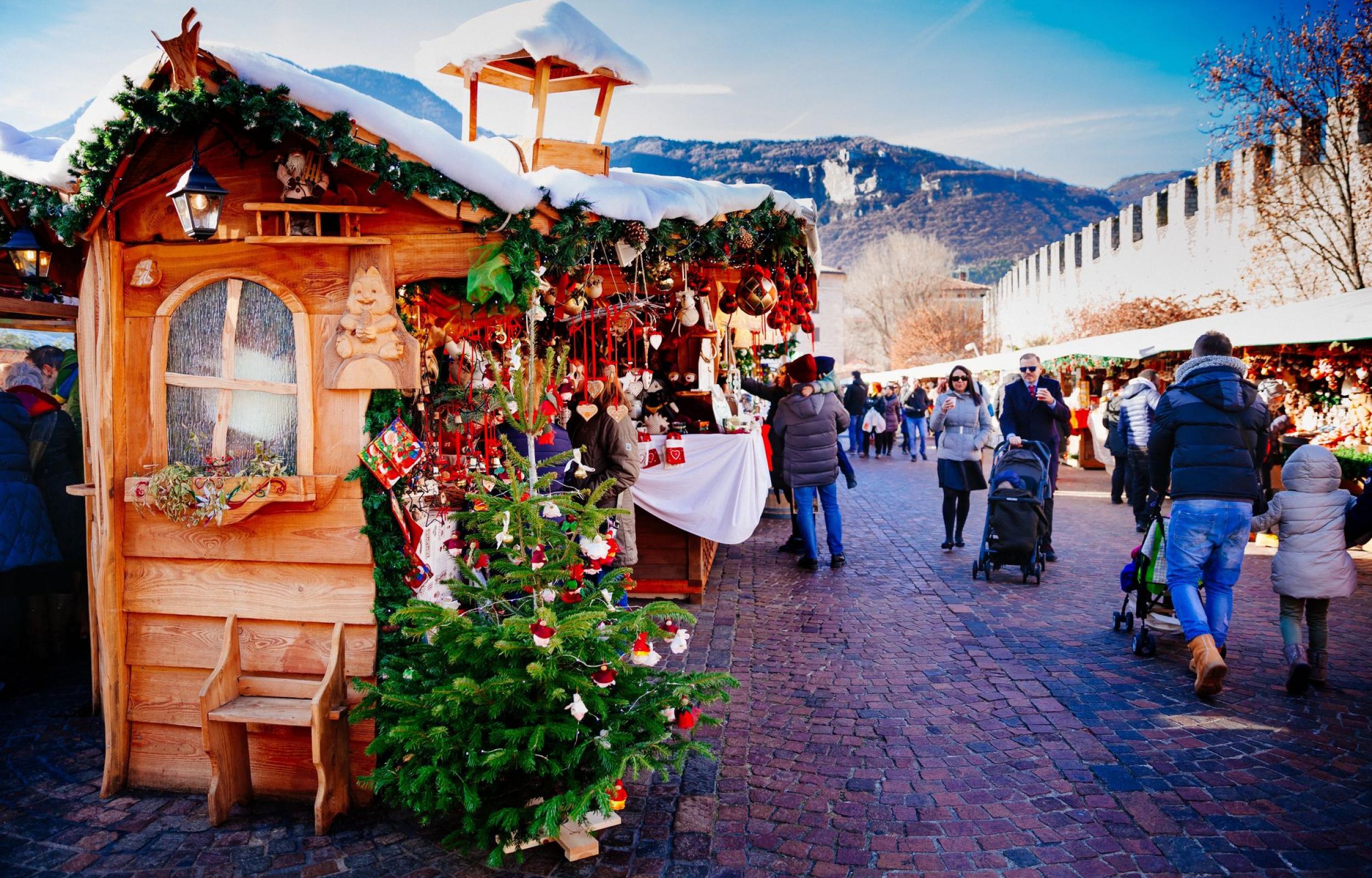 Mercatini di Natale in Alto Adige: Merano, Bolzano e Bressanone Mercatini di Natale in Alto Adige: Merano, Bolzano e Bressanone