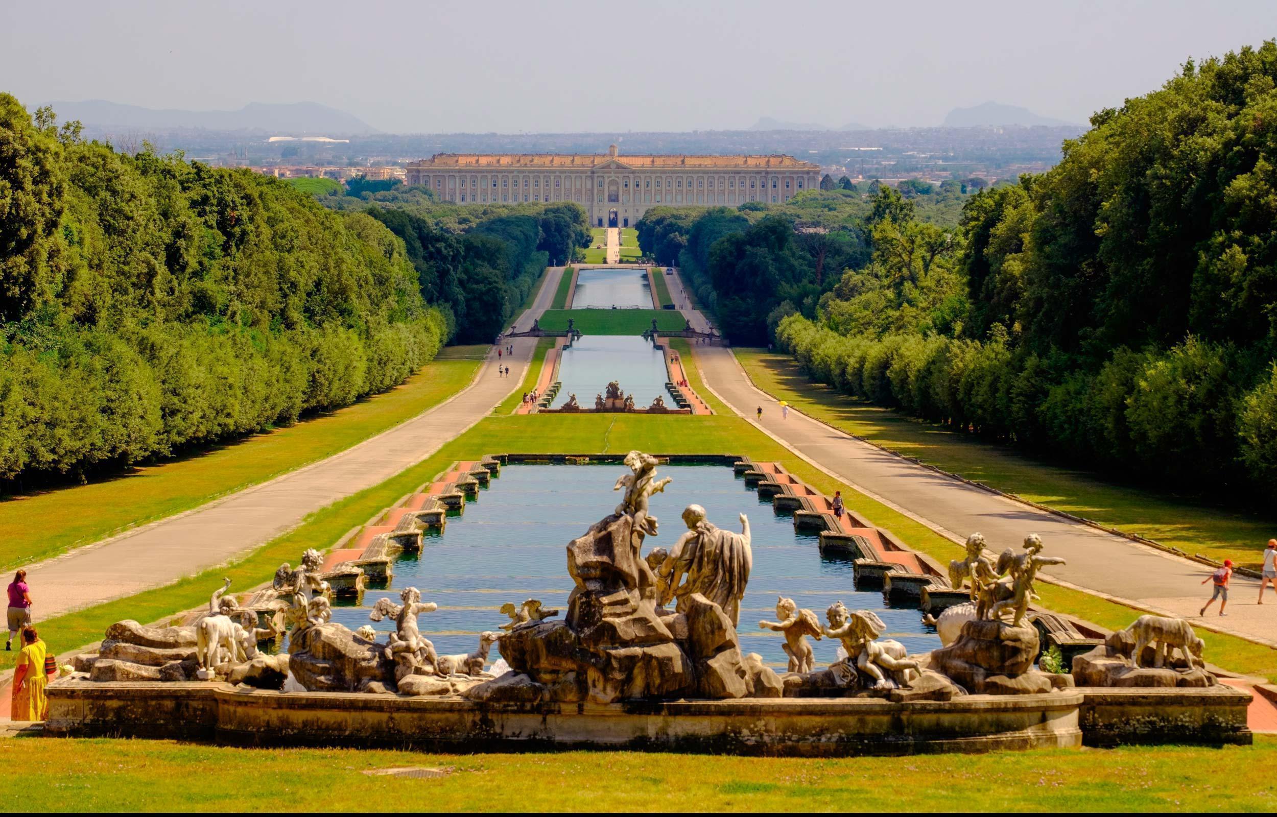 Nel Paese del Sole: Napoli,  Pompei, Capri, Costiera Amalfitana, Reggia di Caserta,