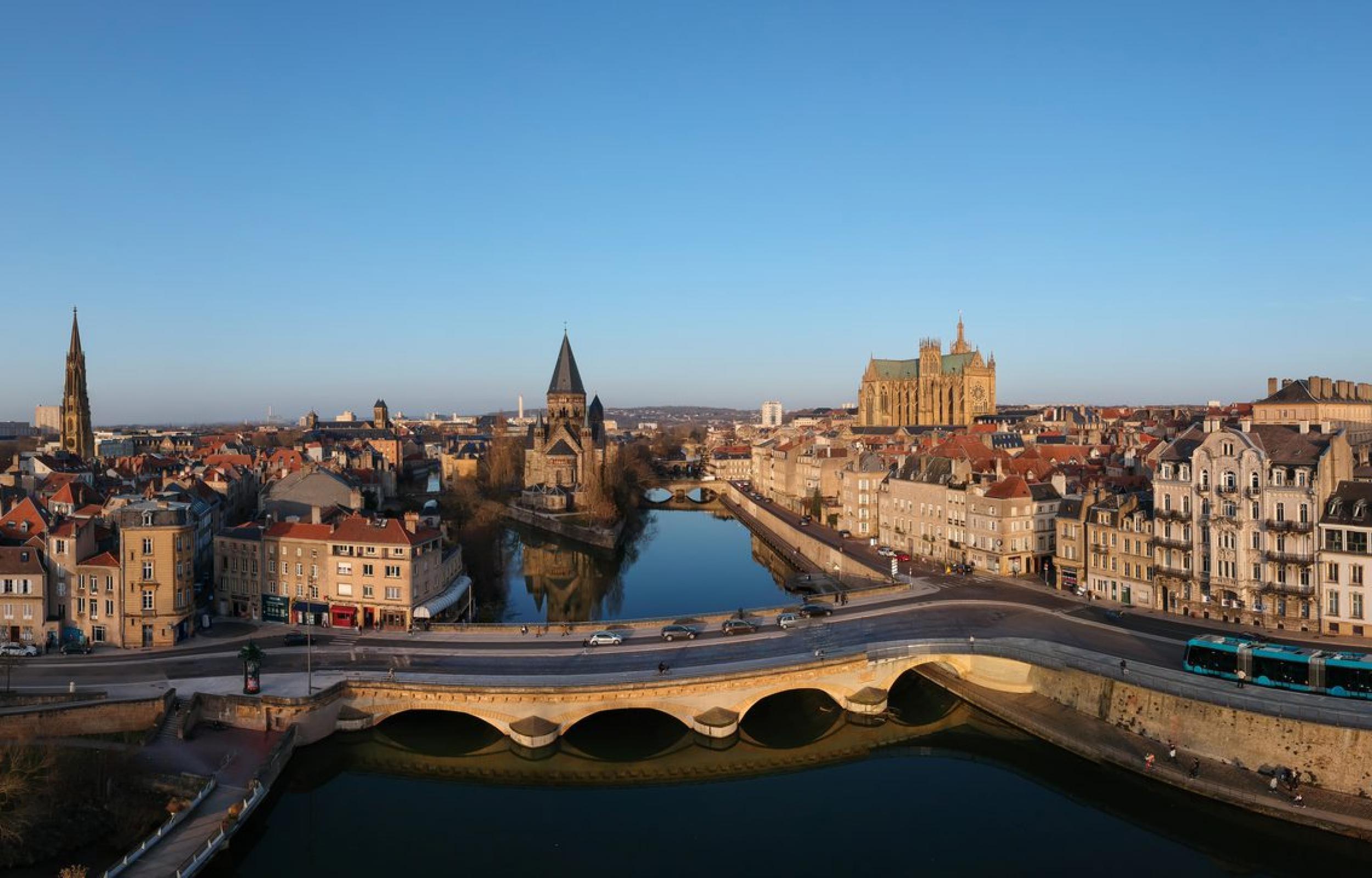 Amsterdam, Reno e Fiandre