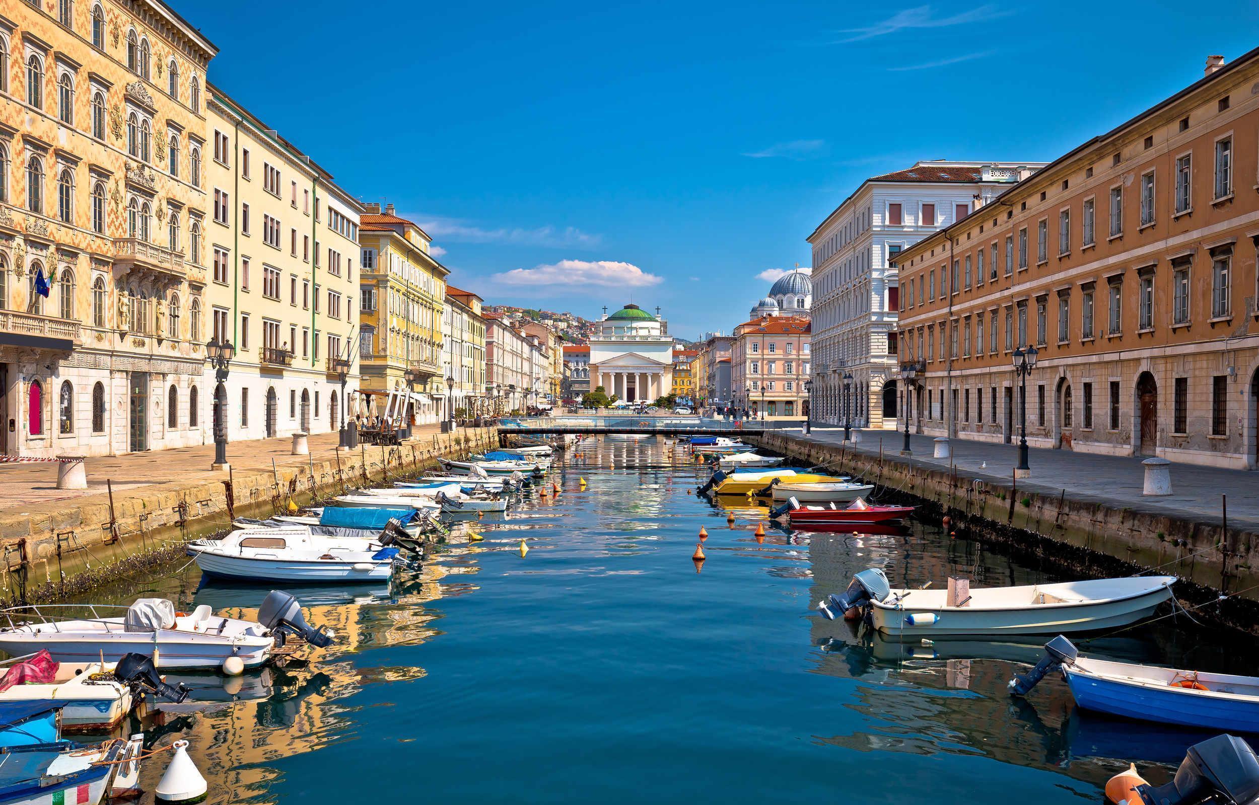 Istria, Abbazia e Grotte di Postumia